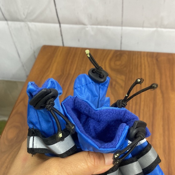 97. NWT Dog boots- knee length size M - Picture 5 of 9